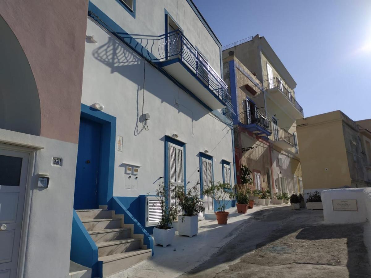 Scala Blu - Immobilevante Ponza Exteriör bild