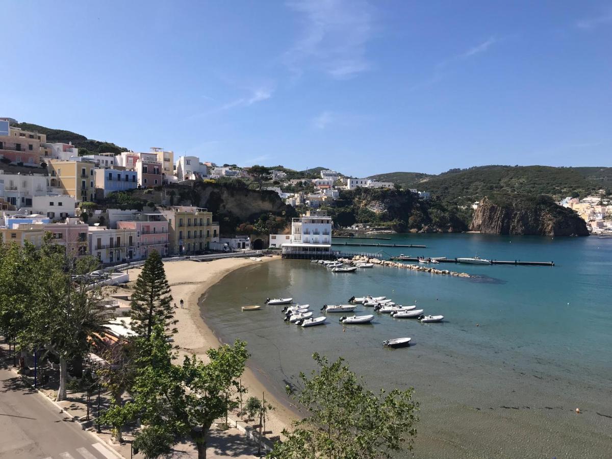 Scala Blu - Immobilevante Ponza Exteriör bild
