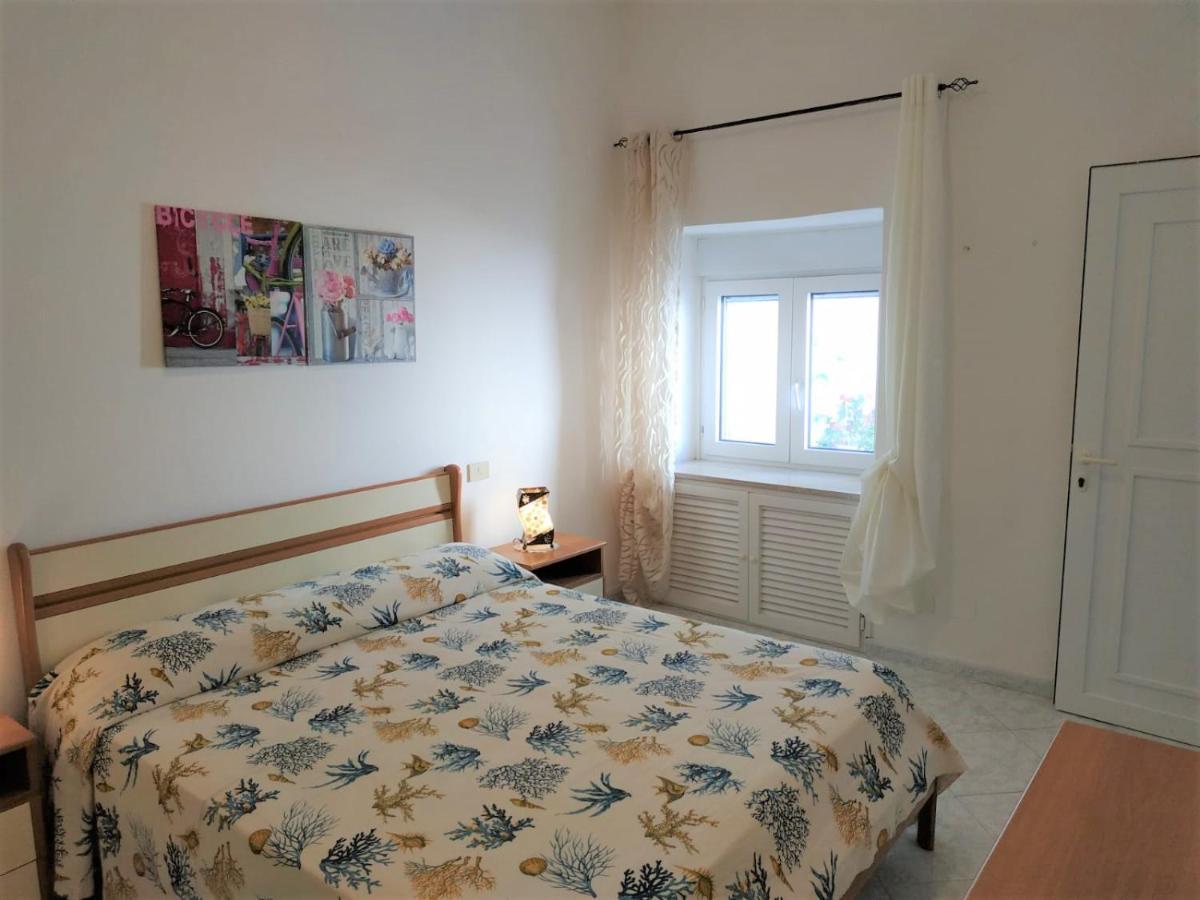 Scala Blu - Immobilevante Ponza Exteriör bild