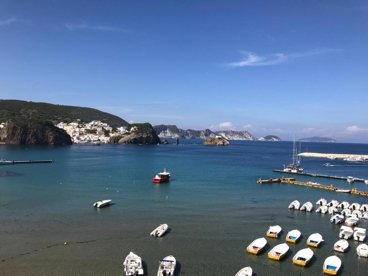 Scala Blu - Immobilevante Ponza Exteriör bild